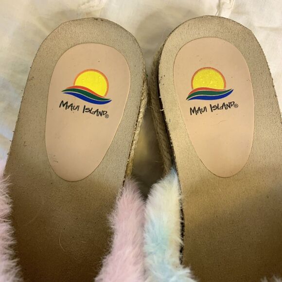Women's Maui Island (9) Platform Slip on Fluffy Sandal Cotton Candy Funky - Picture 6 of 6